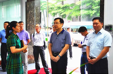 東莞市張科常務(wù)副市長(zhǎng)一行蒞臨常平科技園參觀考察